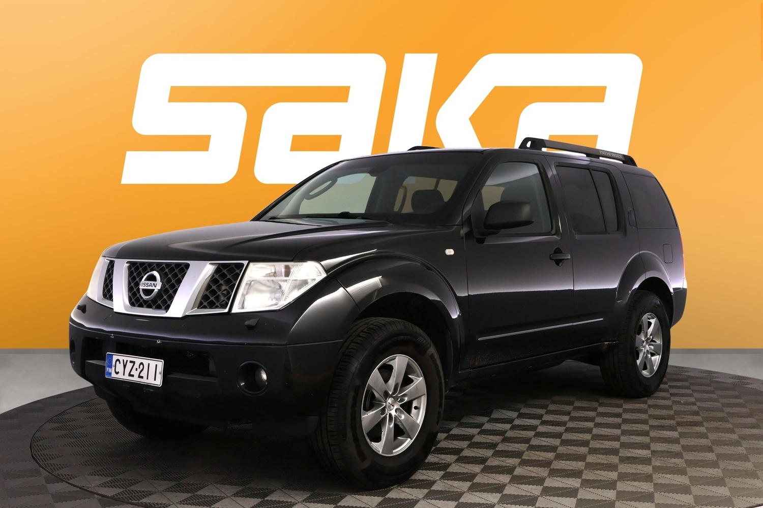 Nissan Pathfinder vaihtoauto