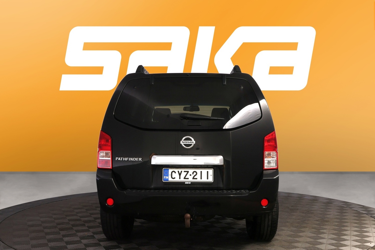 Nissan Pathfinder vaihtoauto