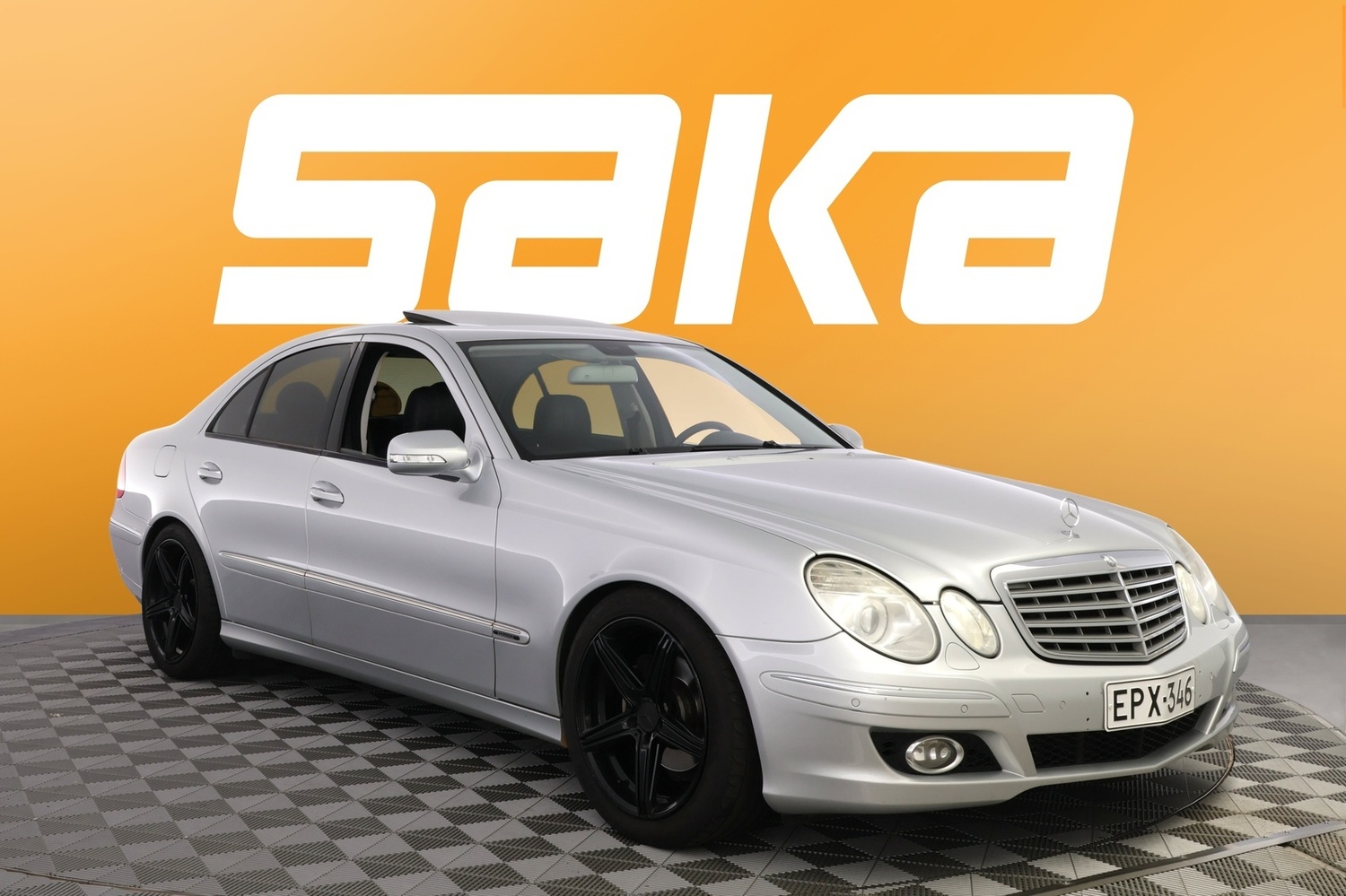 Mercedes-Benz E vaihtoauto