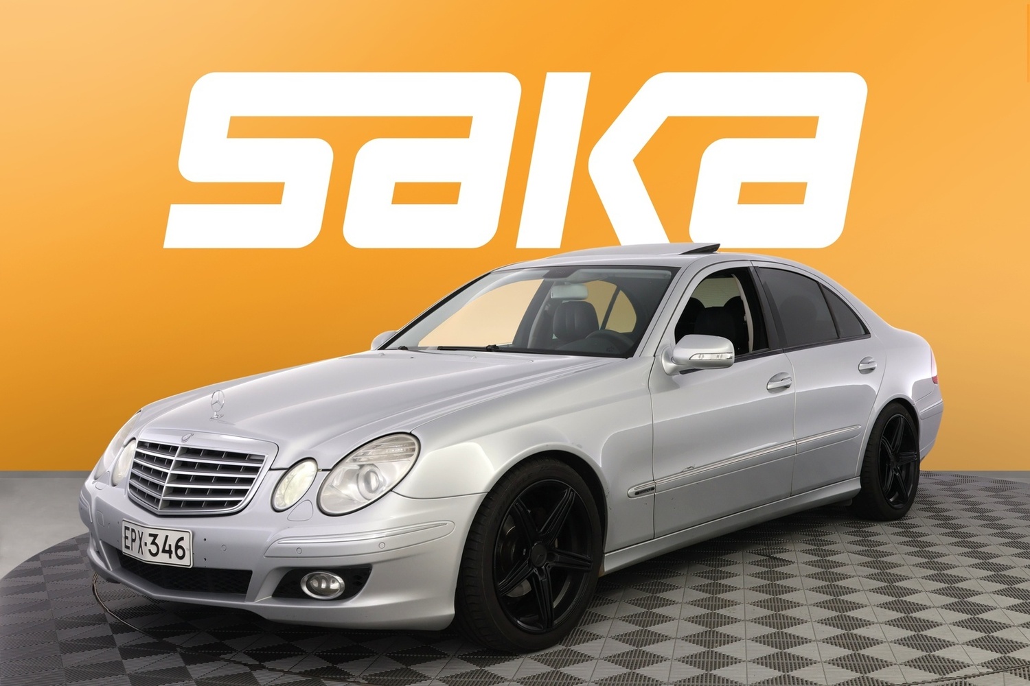 Mercedes-Benz E vaihtoauto