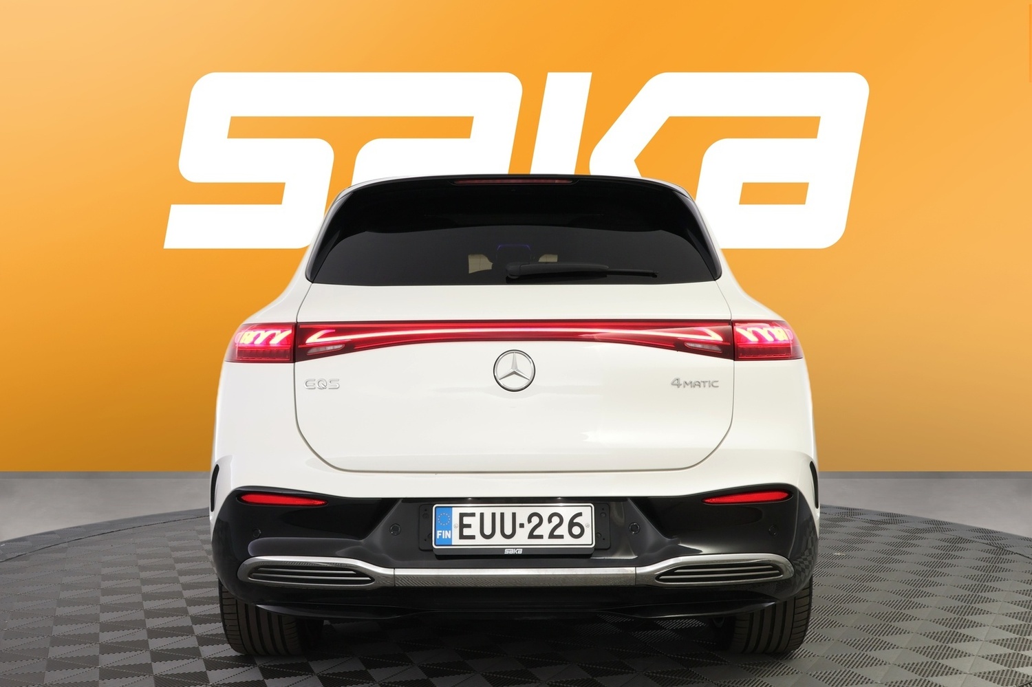 Mercedes-Benz EQS vaihtoauto