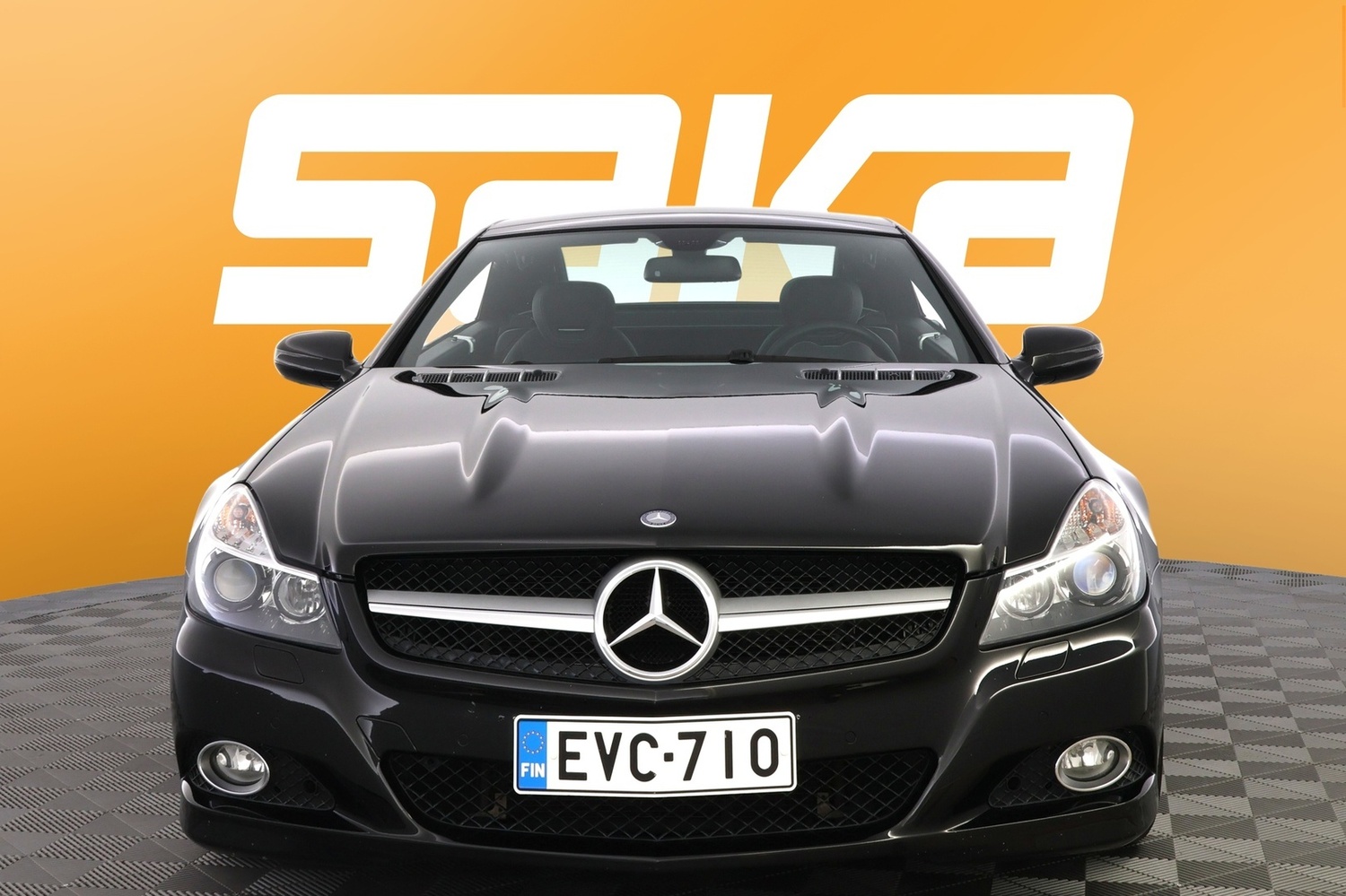 Mercedes-Benz SL vaihtoauto