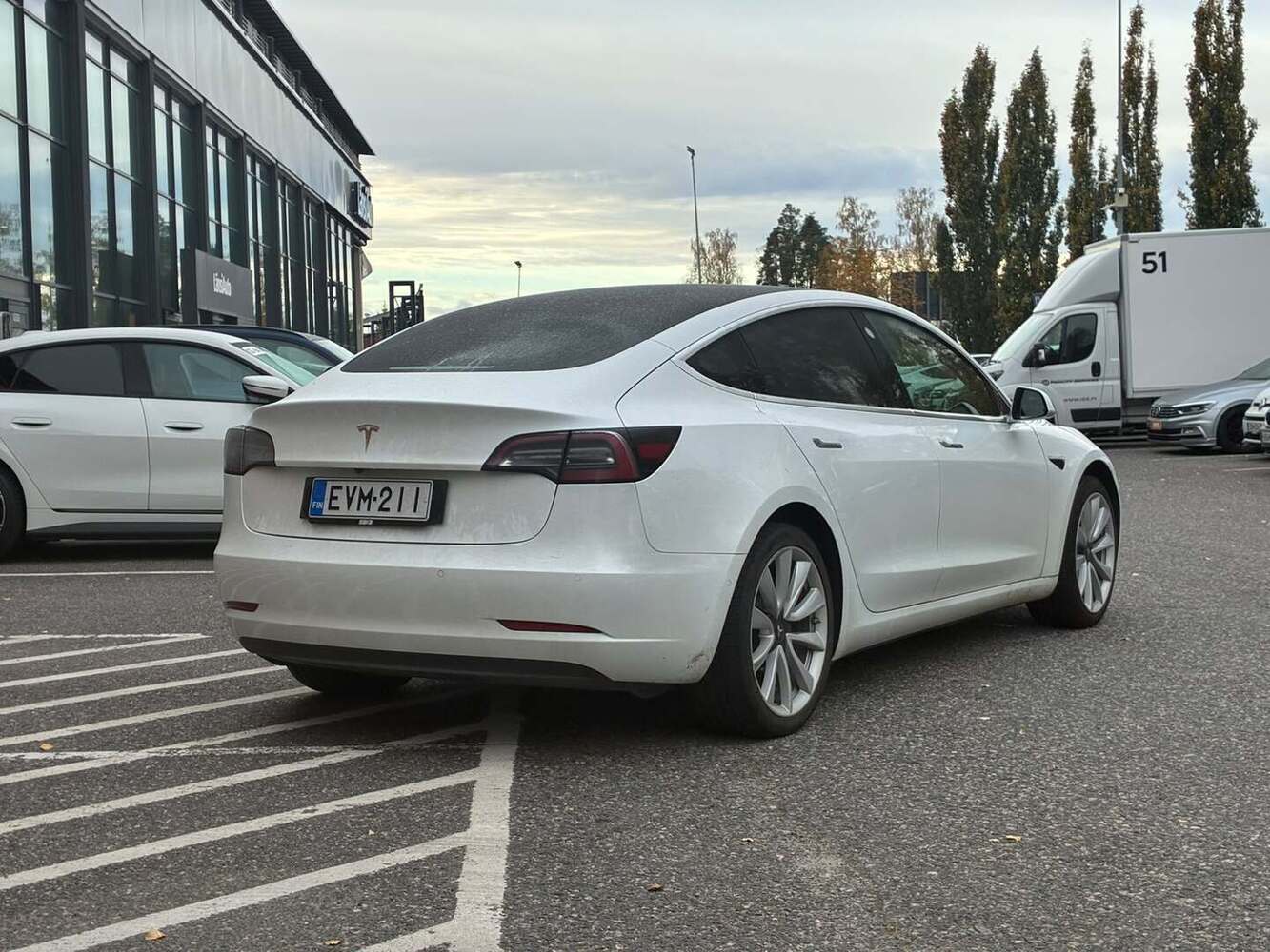 Tesla Model 3 vaihtoauto