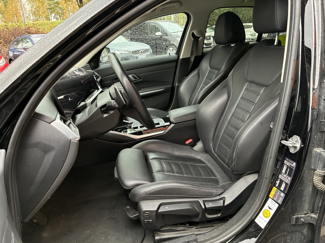 BMW 320 vaihtoauto