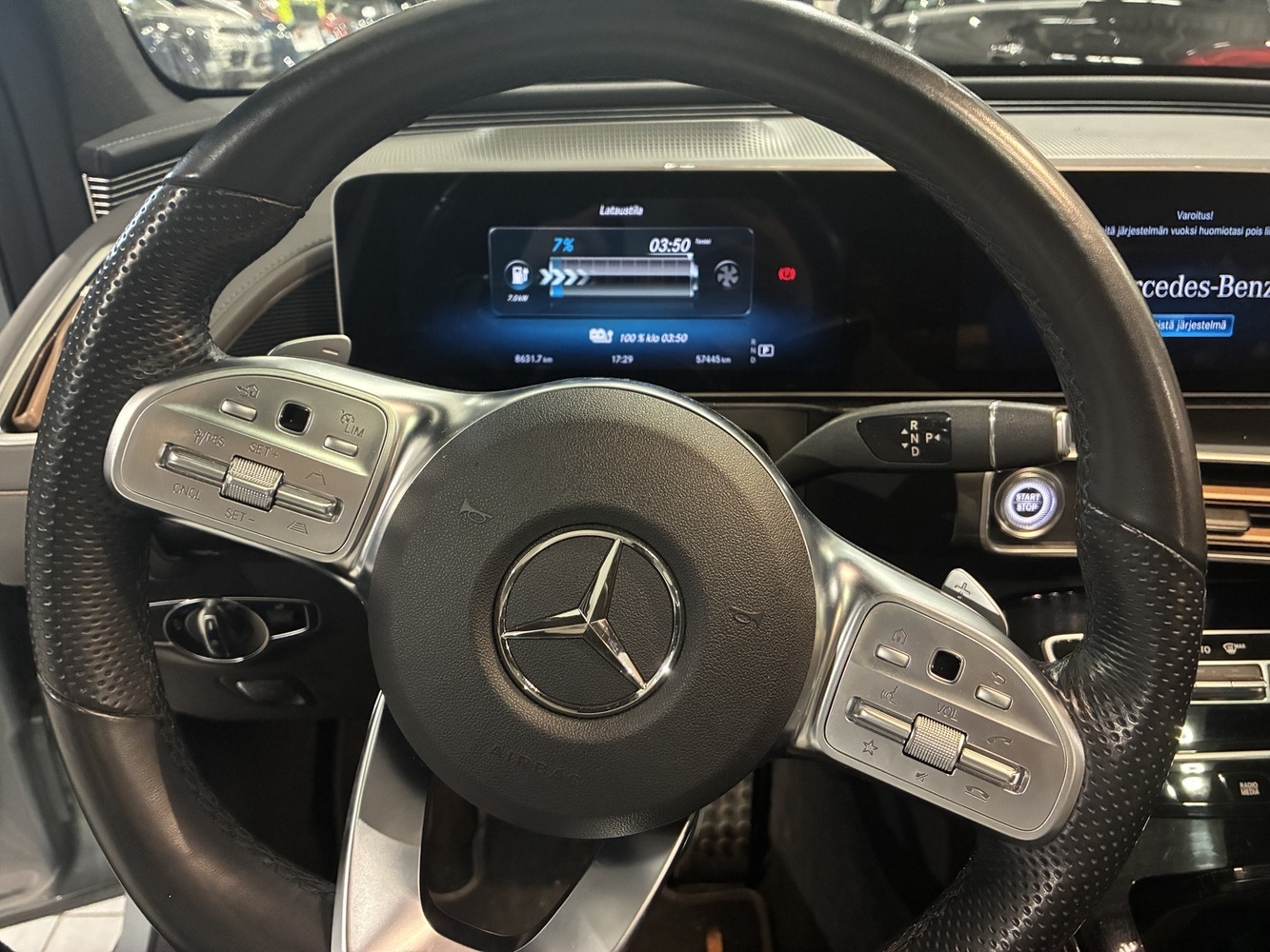 Mercedes-Benz EQC vaihtoauto