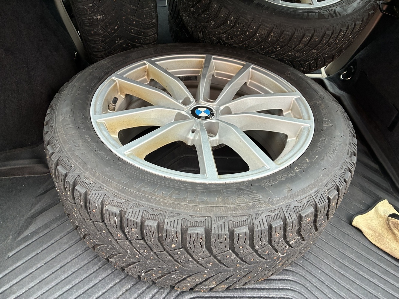 BMW 330 vaihtoauto