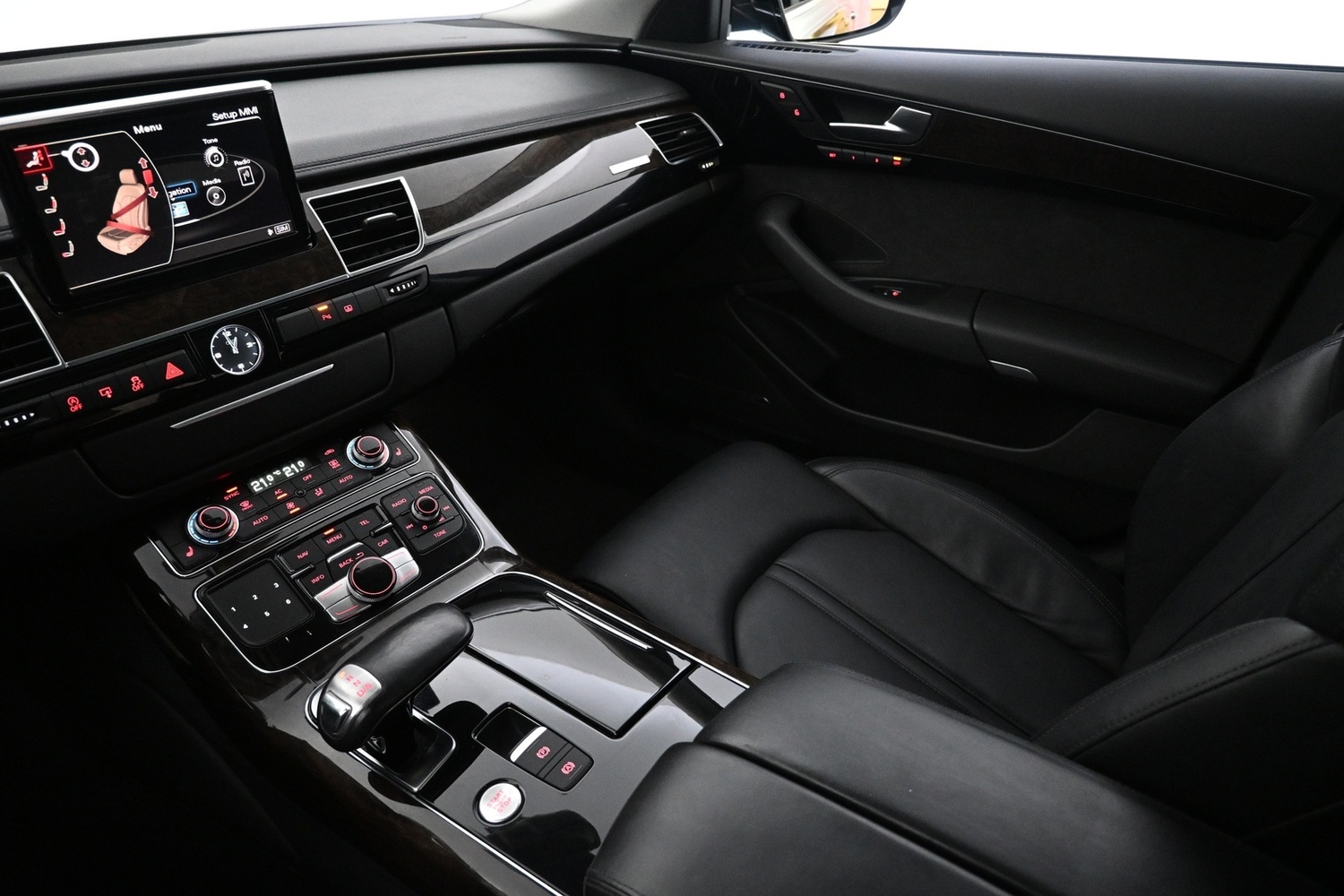 Audi A8 vaihtoauto