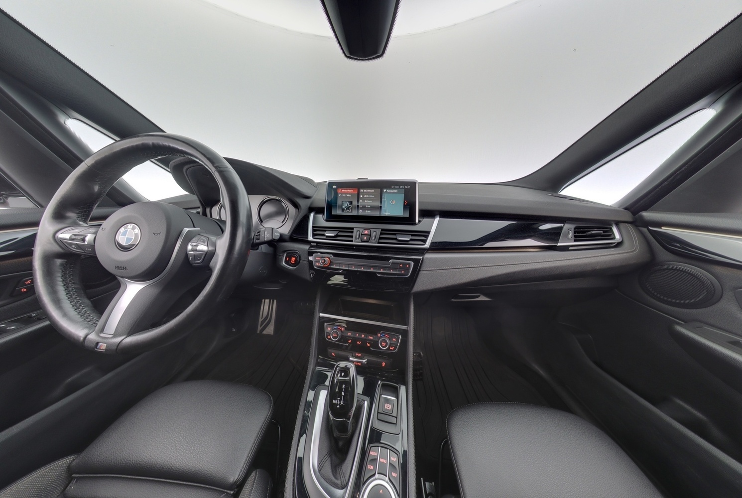 BMW 218 vaihtoauto