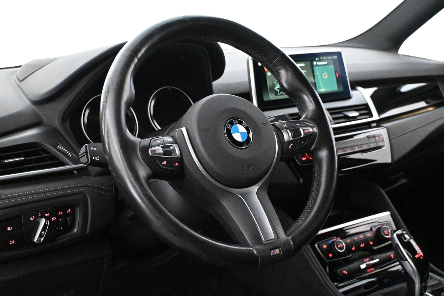 BMW 218 vaihtoauto