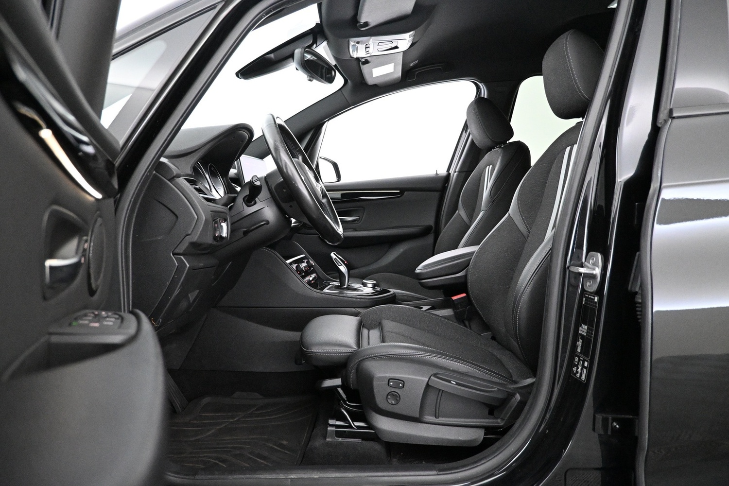 BMW 218 vaihtoauto