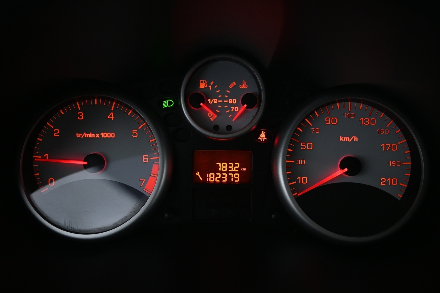 Peugeot 206 + vaihtoauto