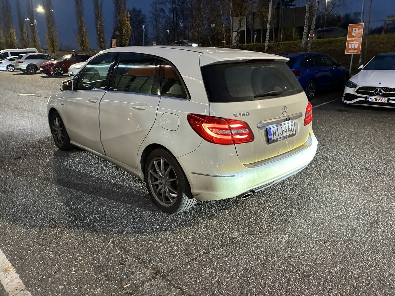 Mercedes-Benz B vaihtoauto