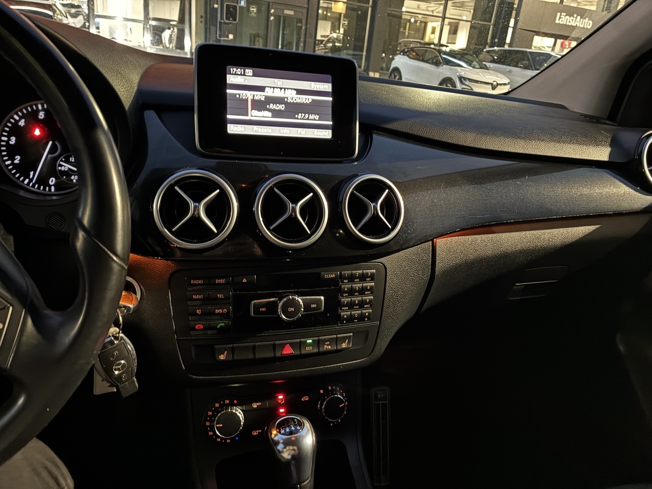 Mercedes-Benz B vaihtoauto