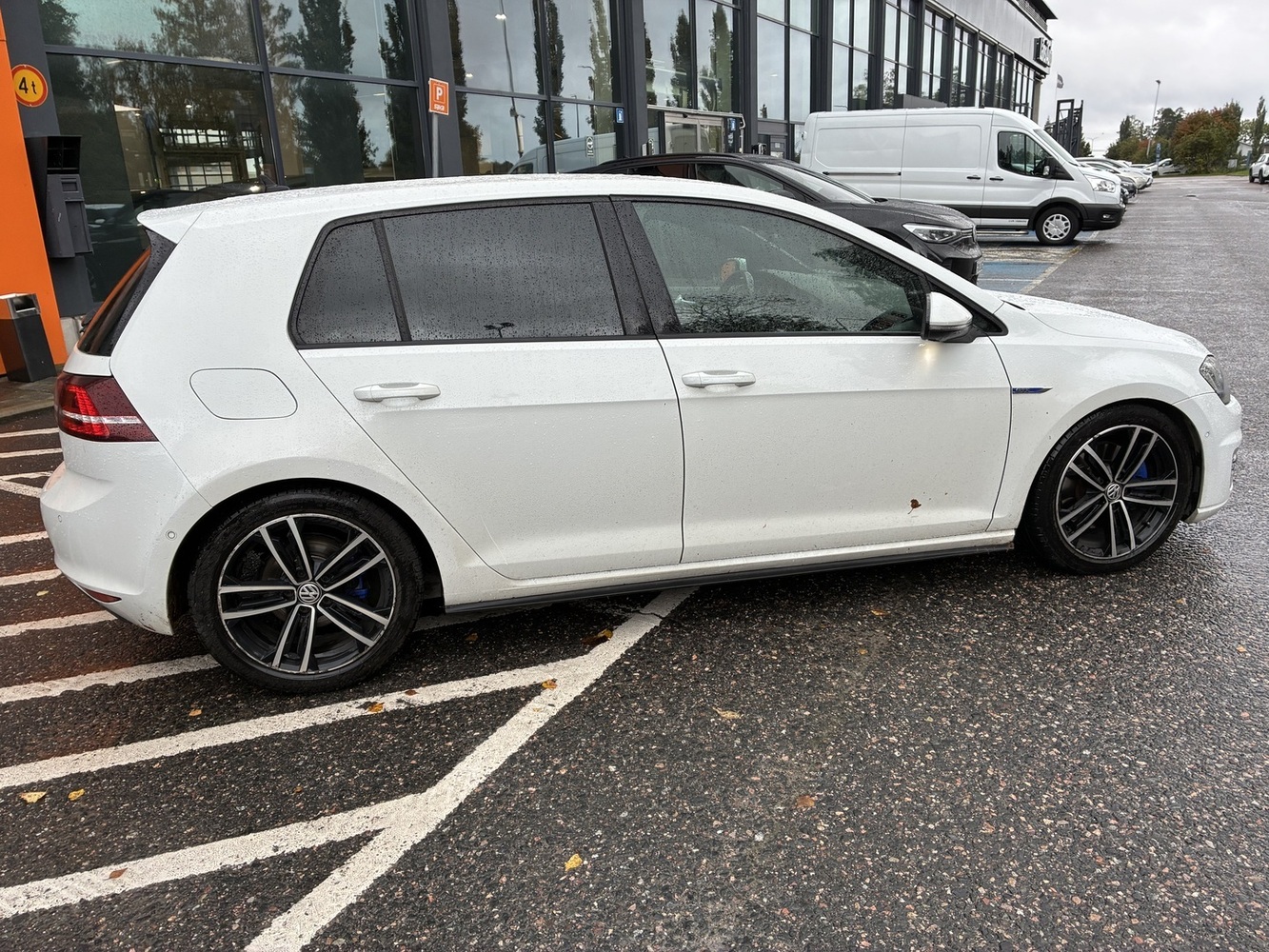 Volkswagen Golf vaihtoauto