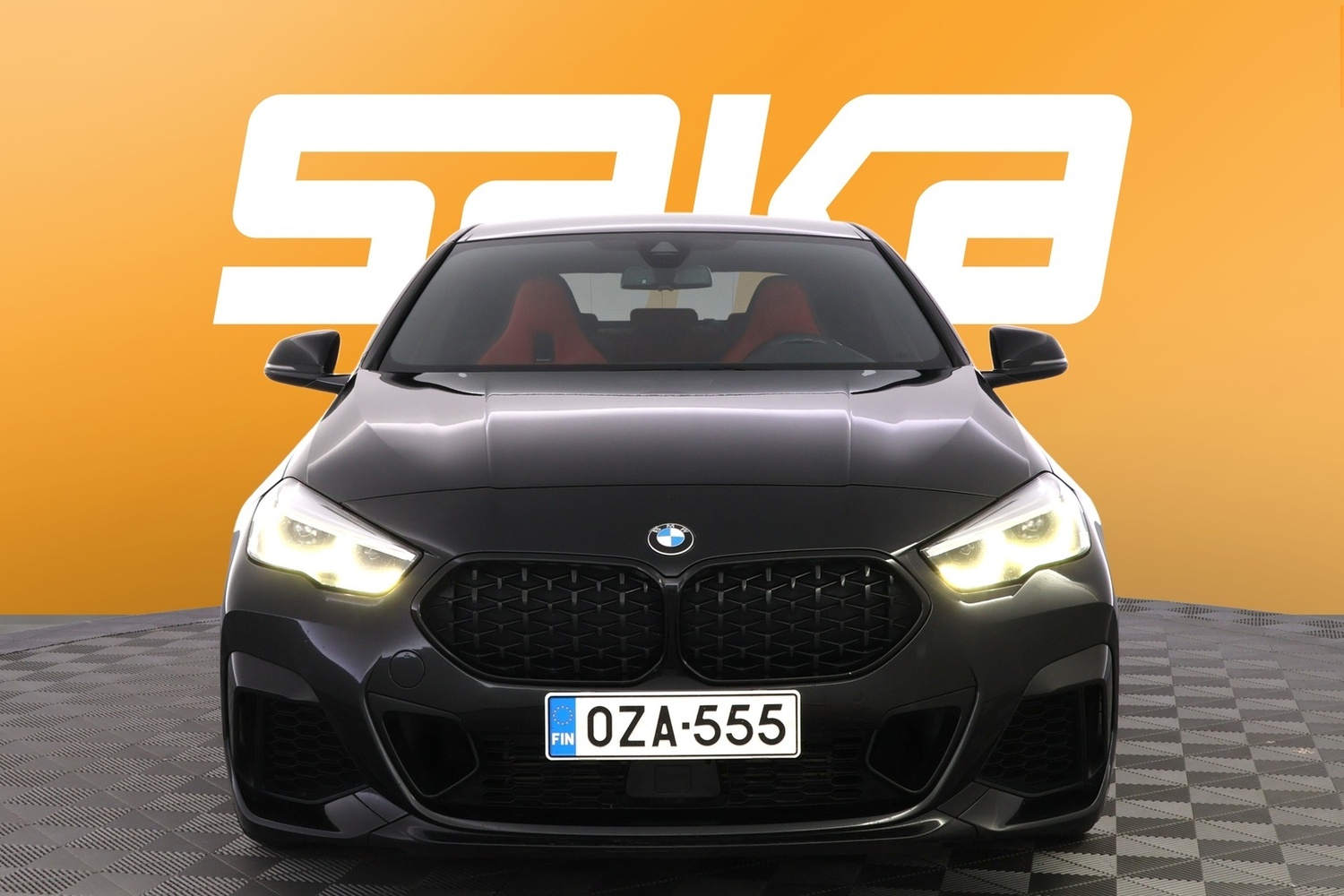 BMW M235i vaihtoauto