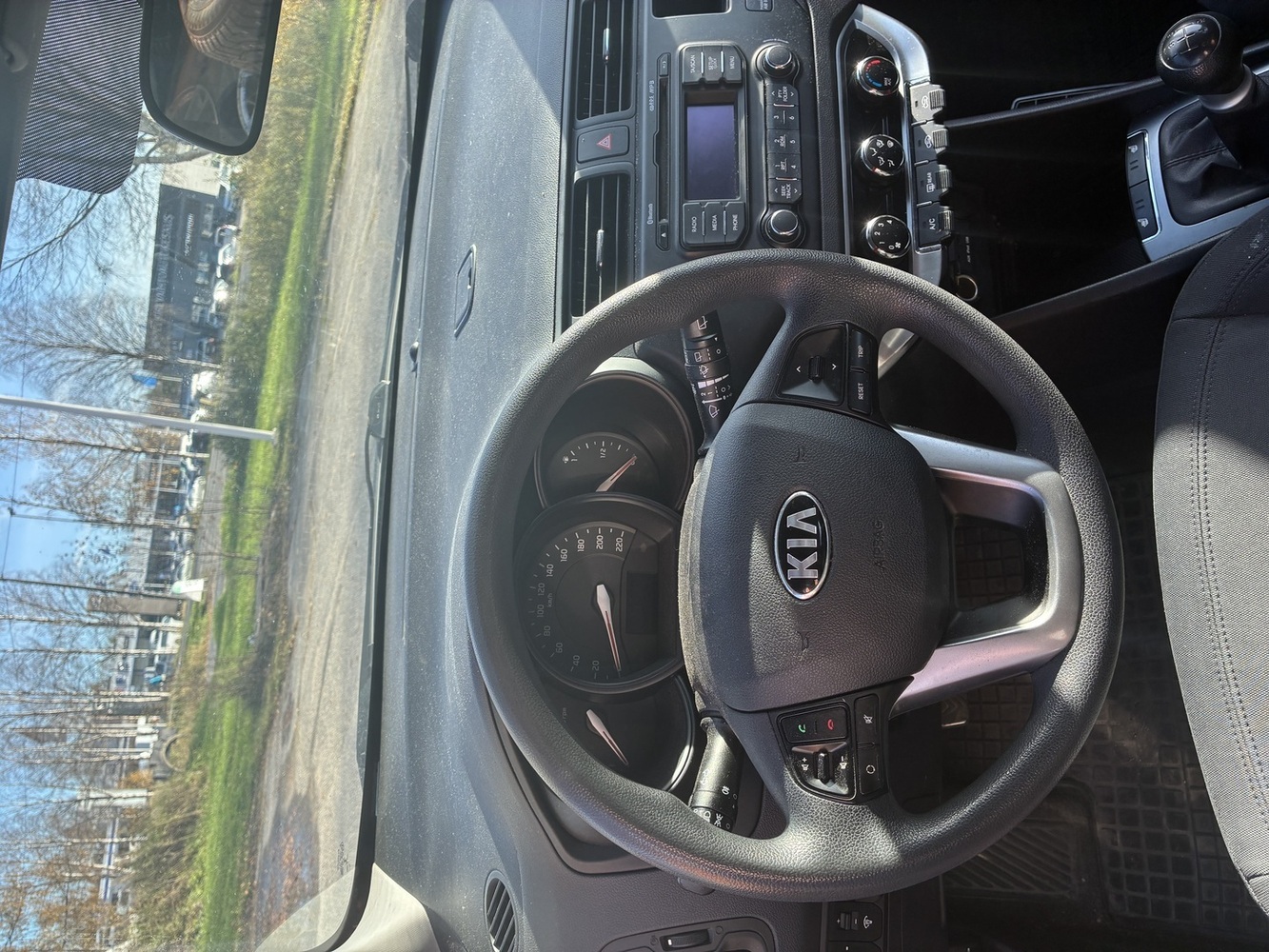 Kia Rio vaihtoauto