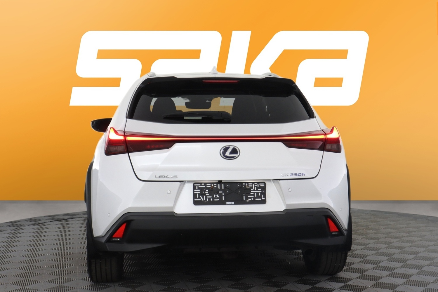 Lexus UX vaihtoauto