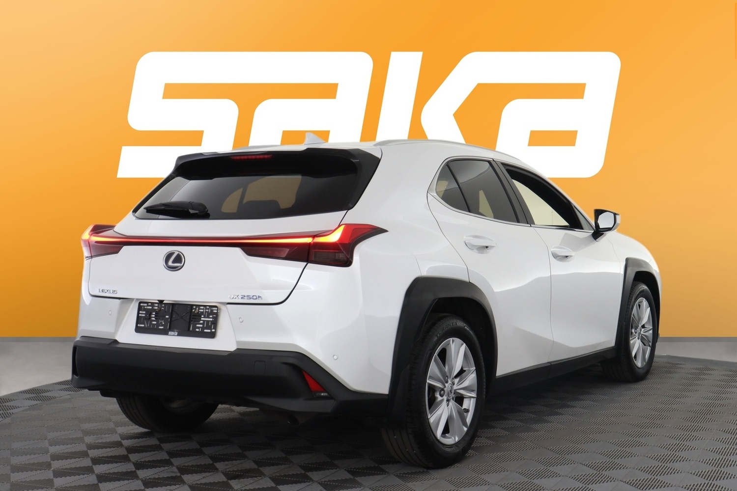 Lexus UX vaihtoauto