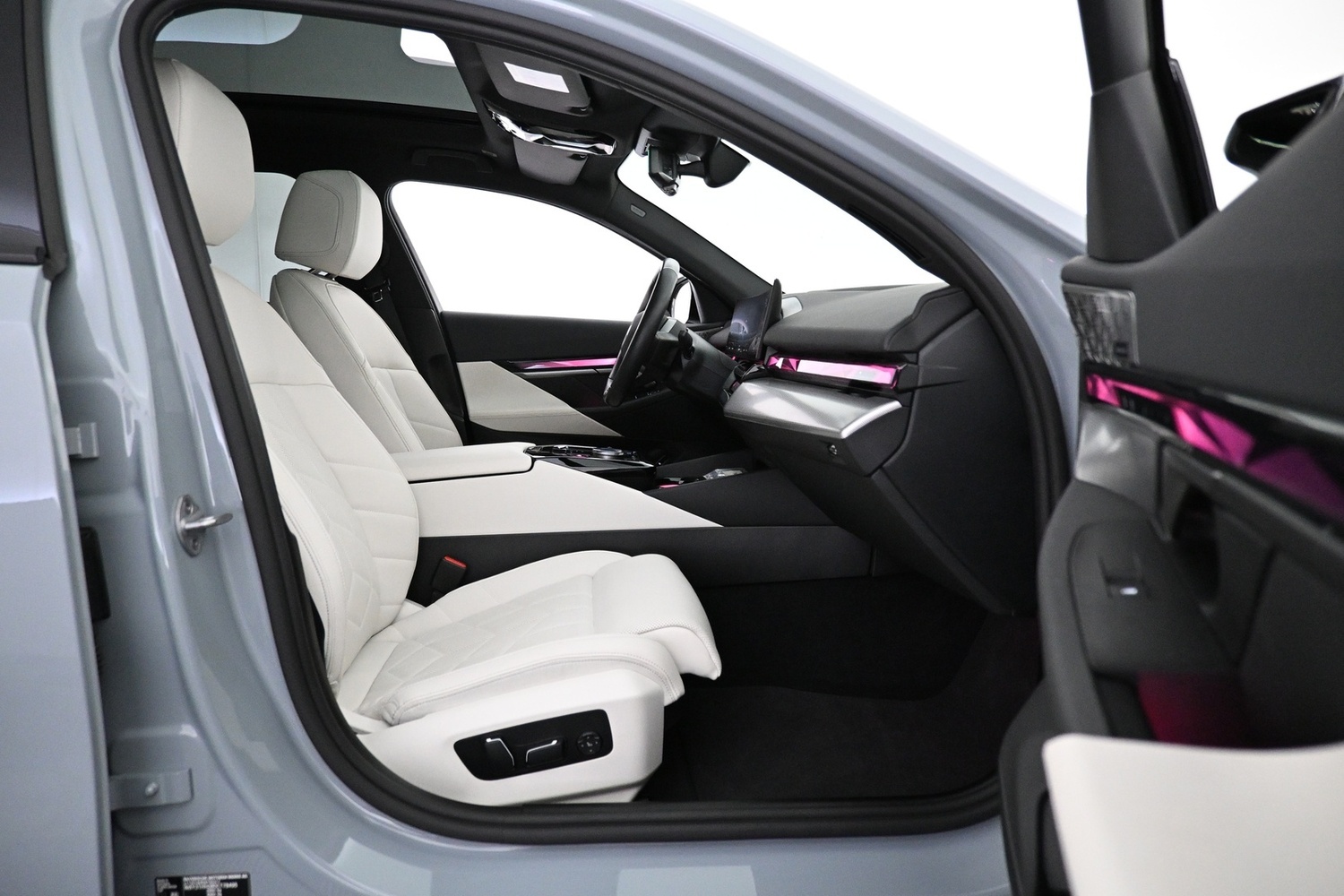 BMW i5 M60 vaihtoauto