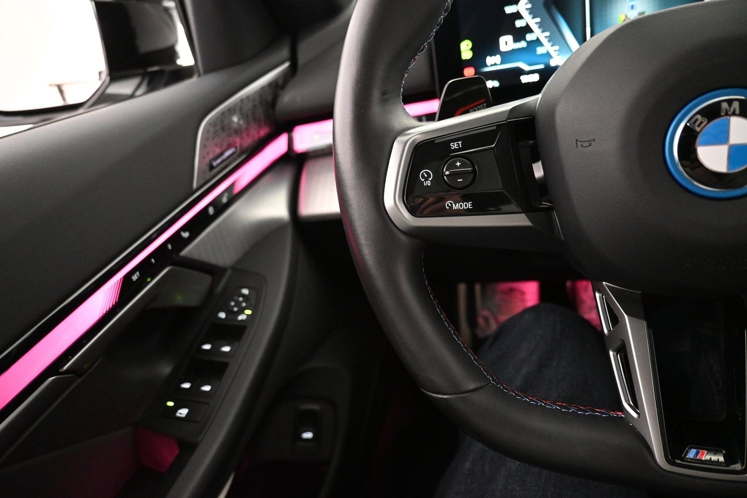 BMW i5 M60 vaihtoauto