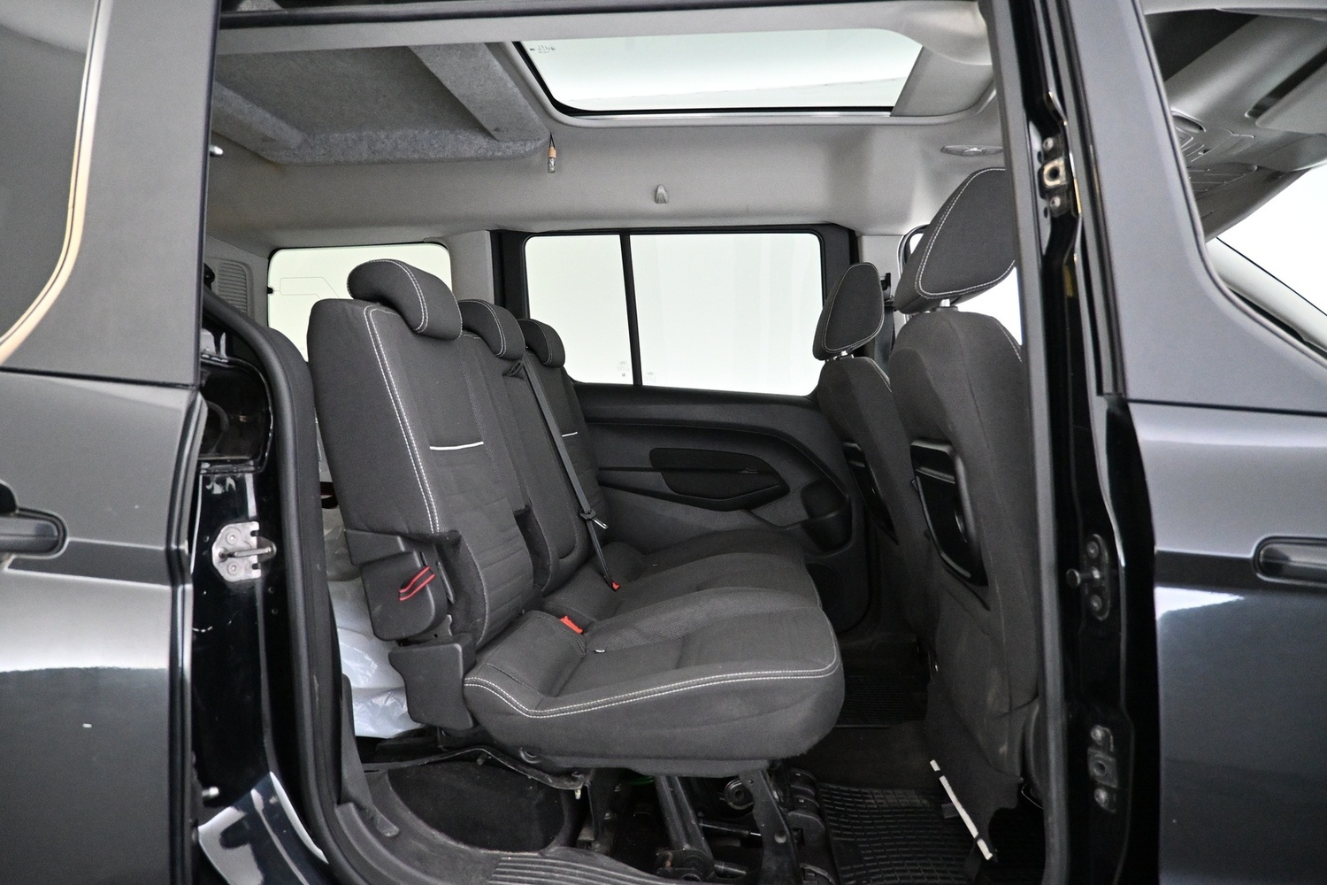 Ford Tourneo Connect vaihtoauto