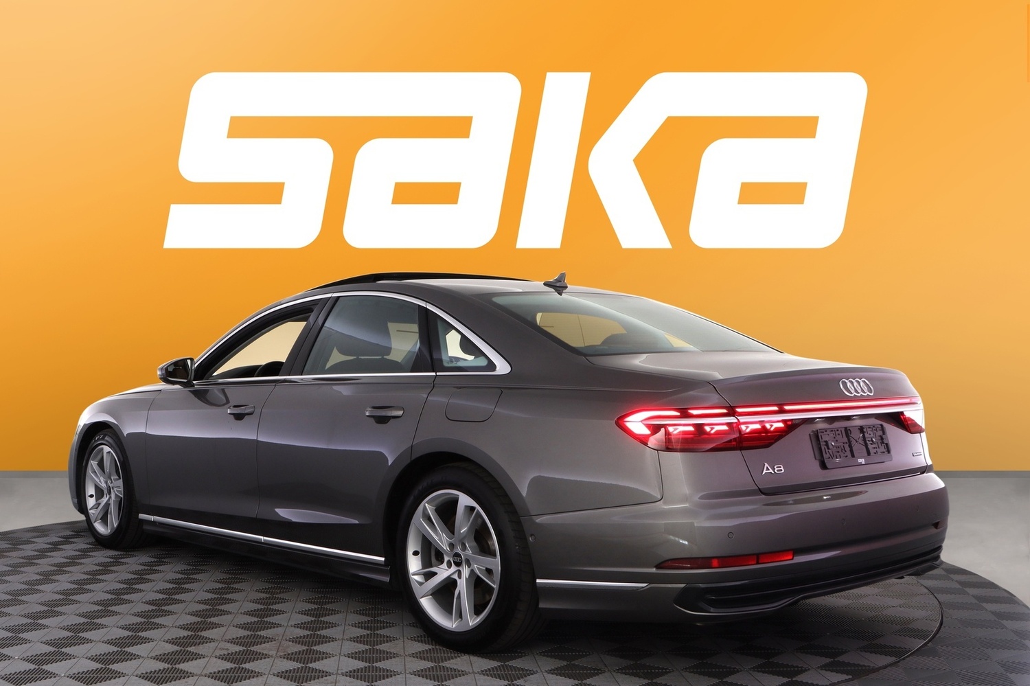 Audi A8 vaihtoauto