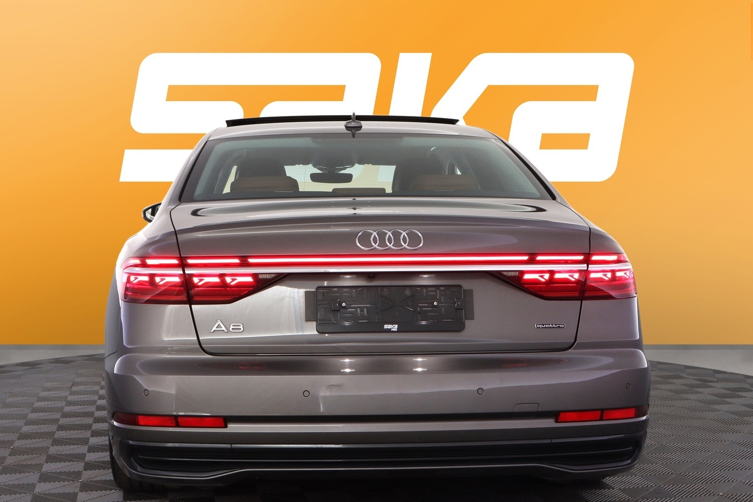 Audi A8 vaihtoauto