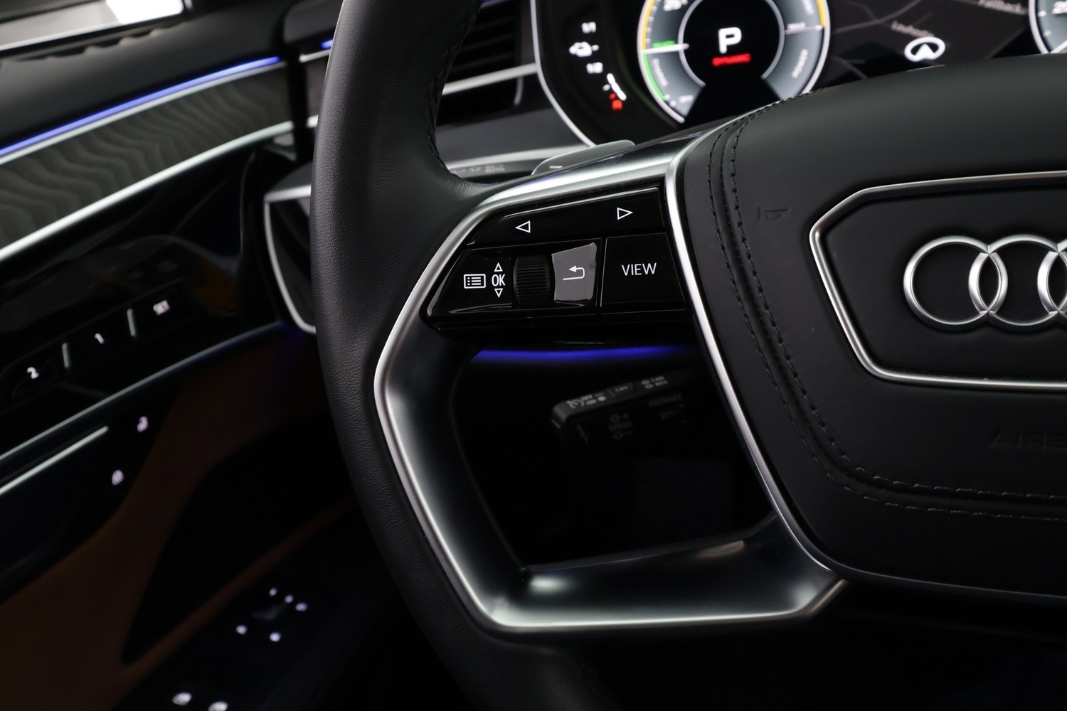 Audi A8 vaihtoauto