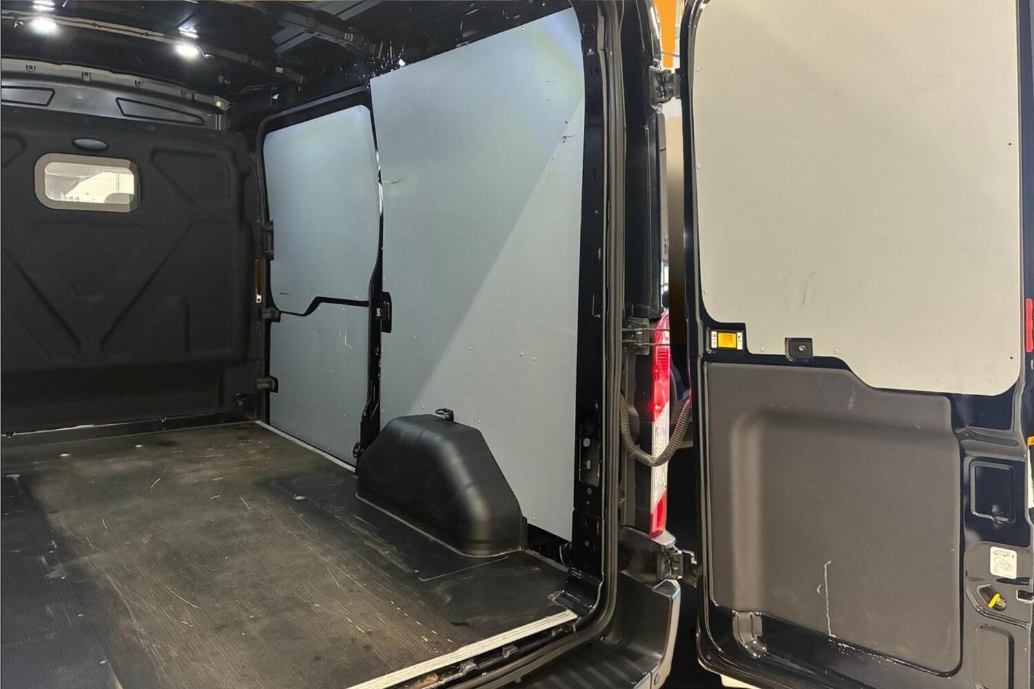 Ford Transit vaihtoauto