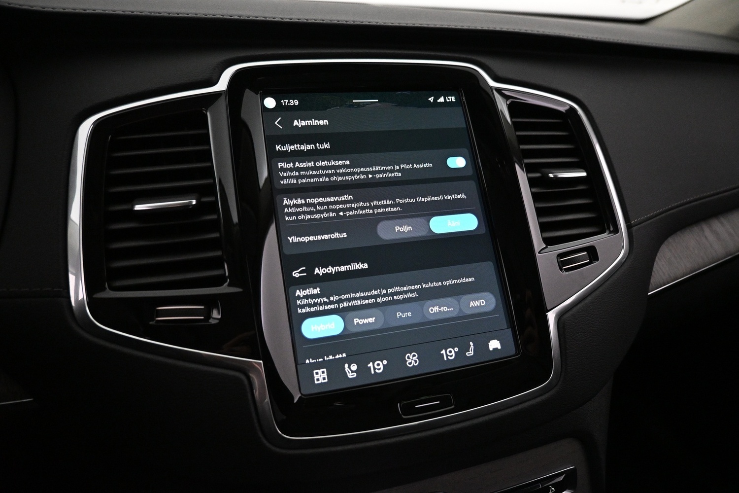 Volvo XC90 vaihtoauto