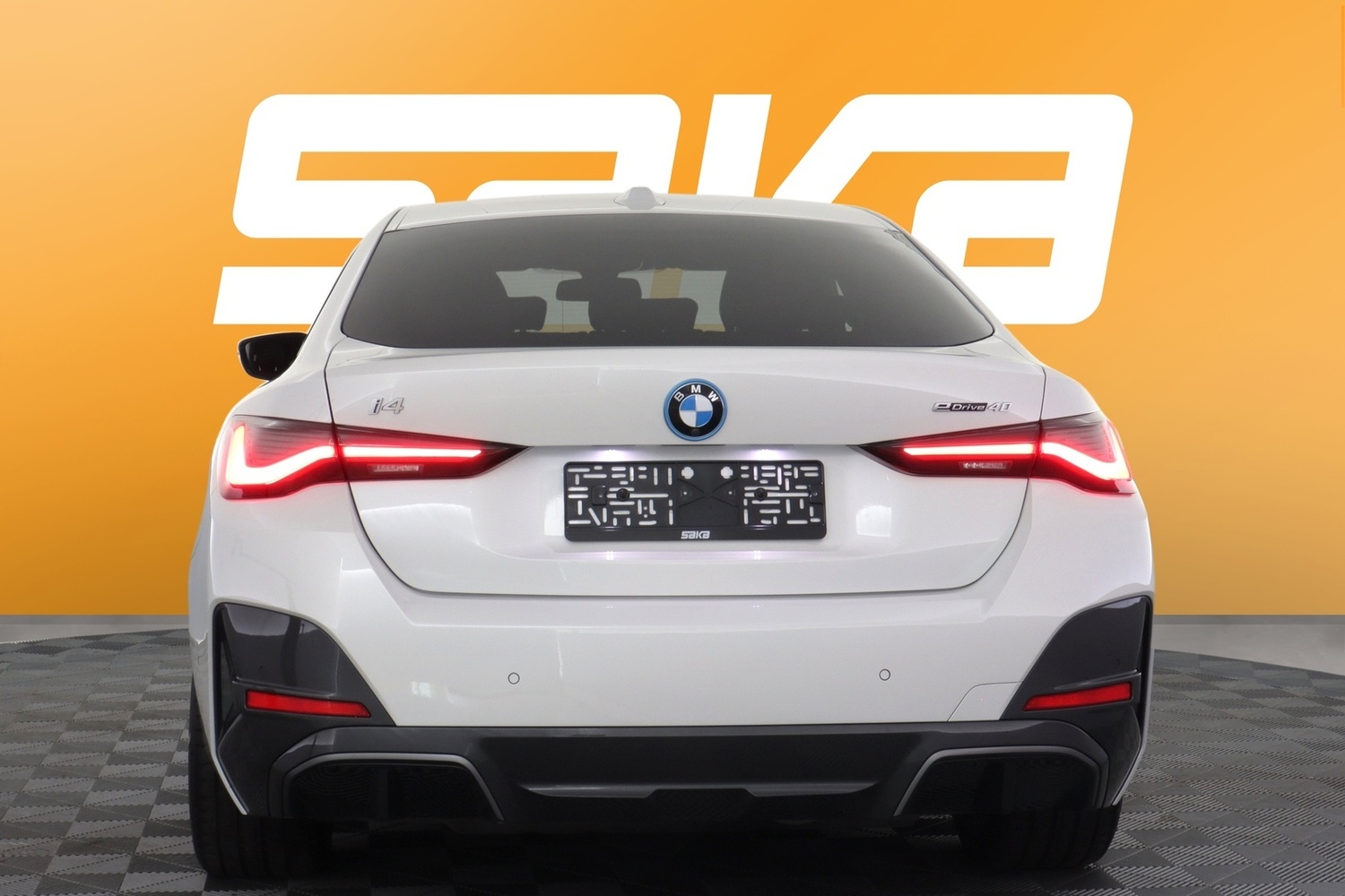 BMW i4 vaihtoauto