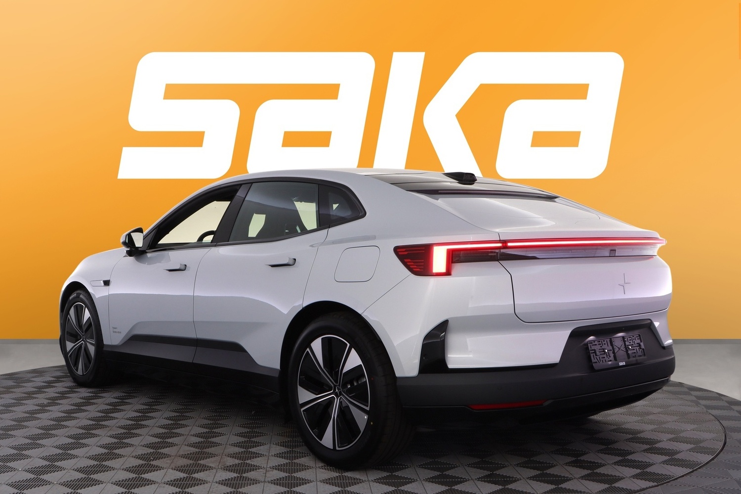 Polestar 4 vaihtoauto