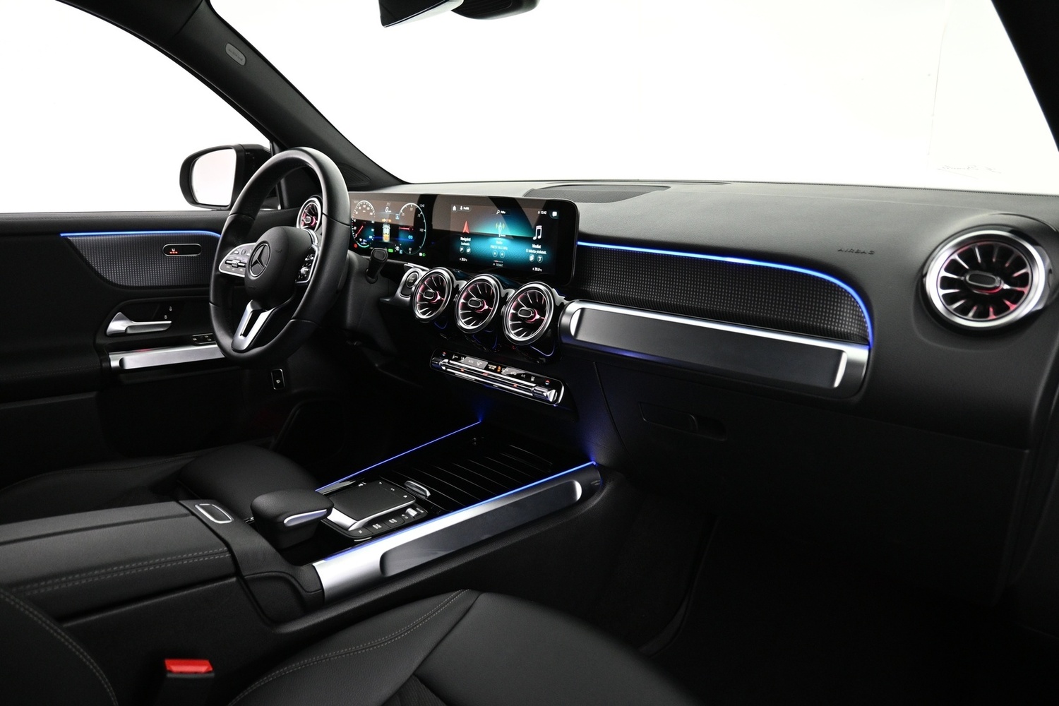 Mercedes-Benz EQB vaihtoauto