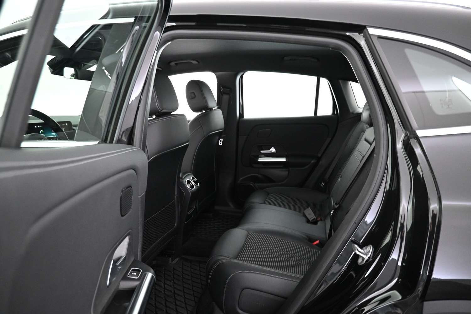 Mercedes-Benz EQA vaihtoauto