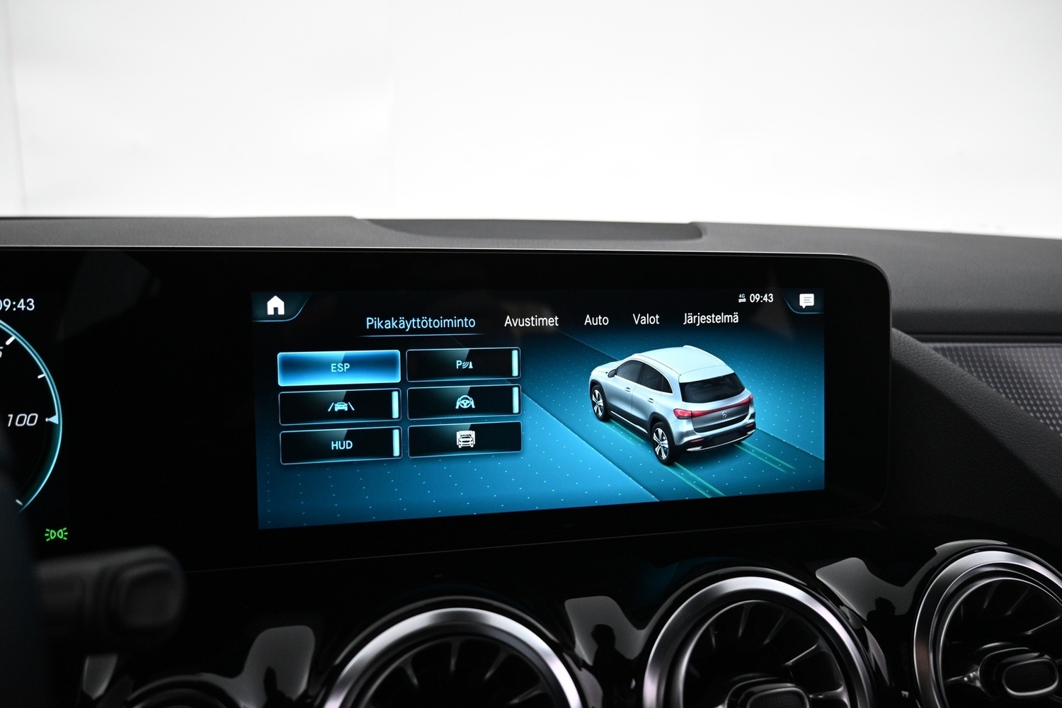 Mercedes-Benz EQA vaihtoauto