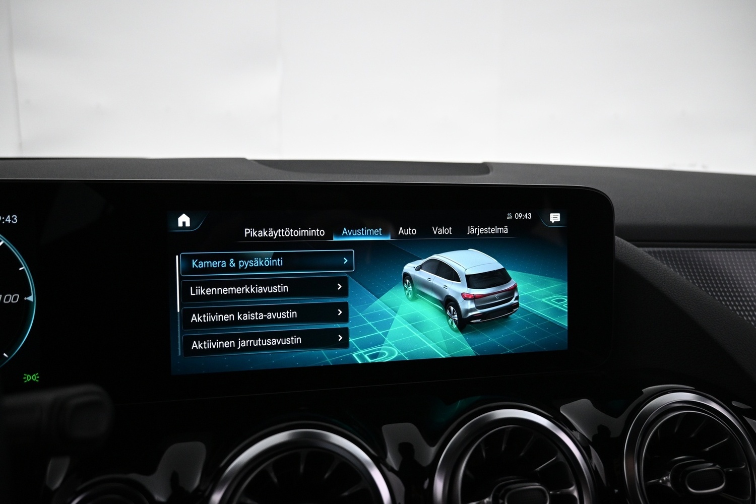 Mercedes-Benz EQA vaihtoauto