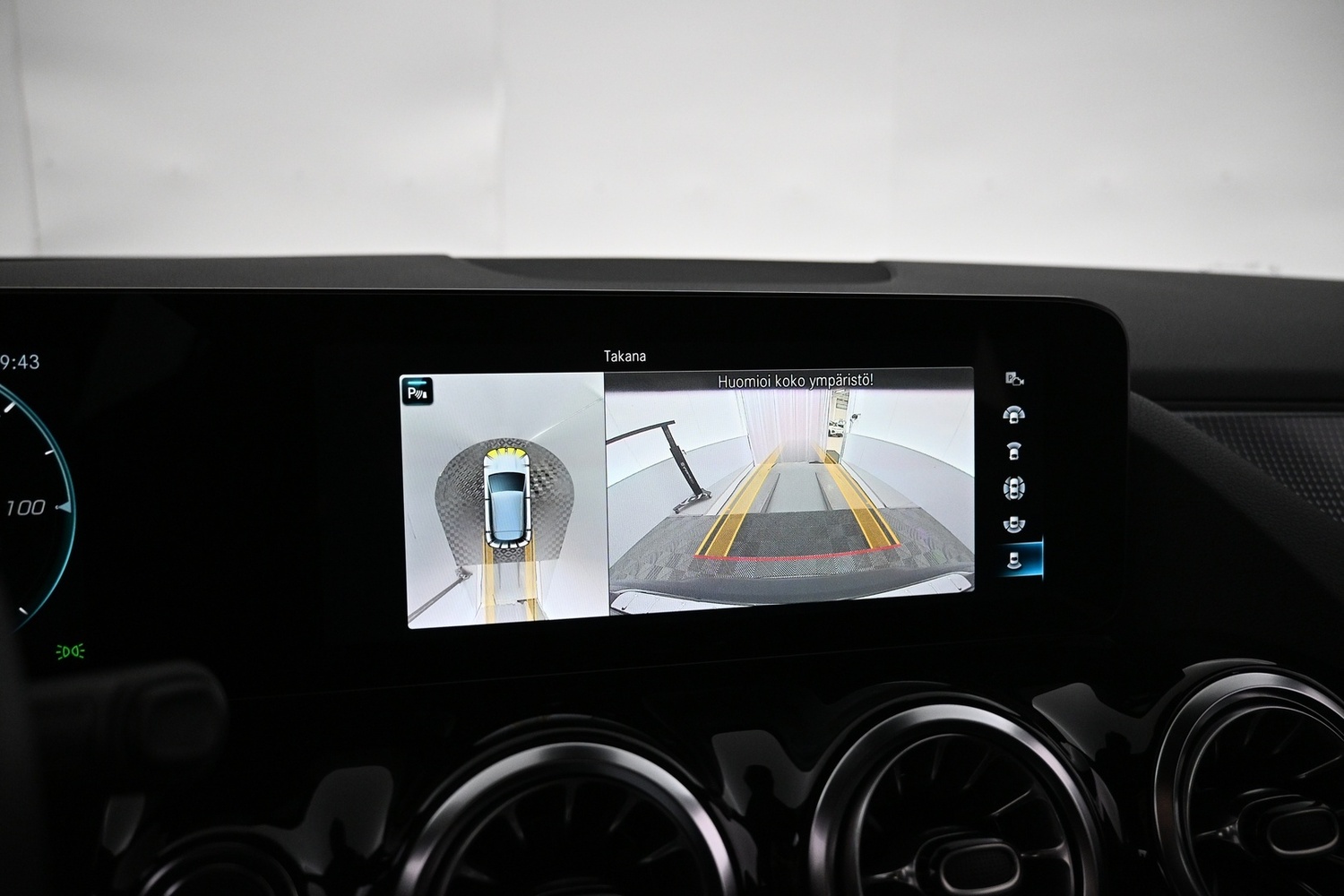 Mercedes-Benz EQA vaihtoauto