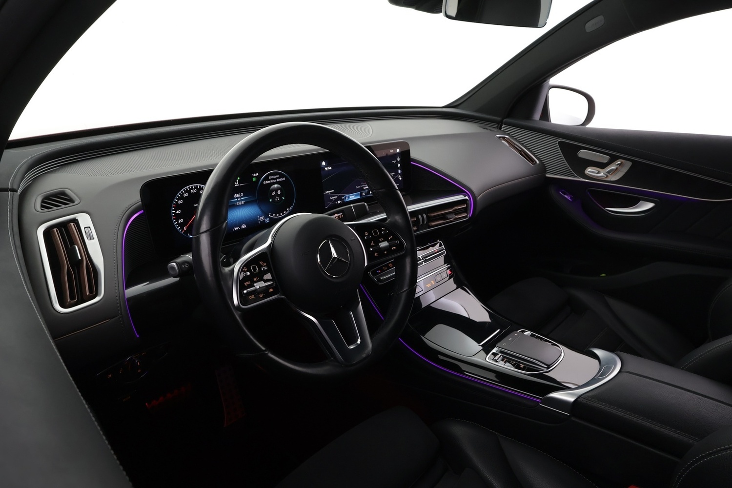 Mercedes-Benz EQC vaihtoauto