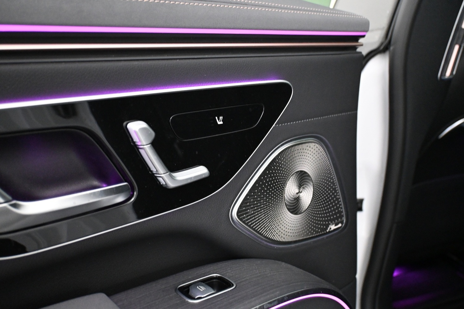 Mercedes-Benz EQS vaihtoauto
