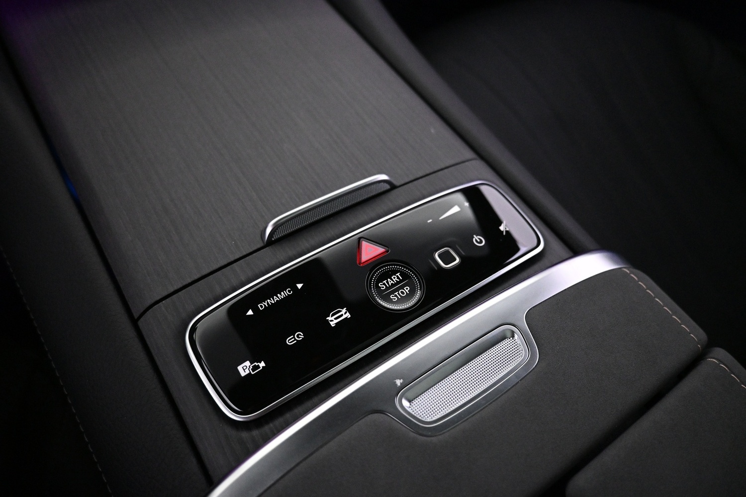 Mercedes-Benz EQS vaihtoauto