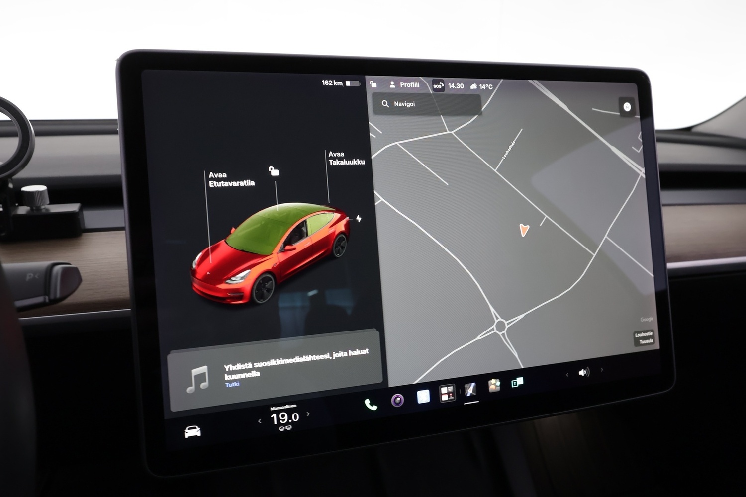 Tesla Model 3 vaihtoauto