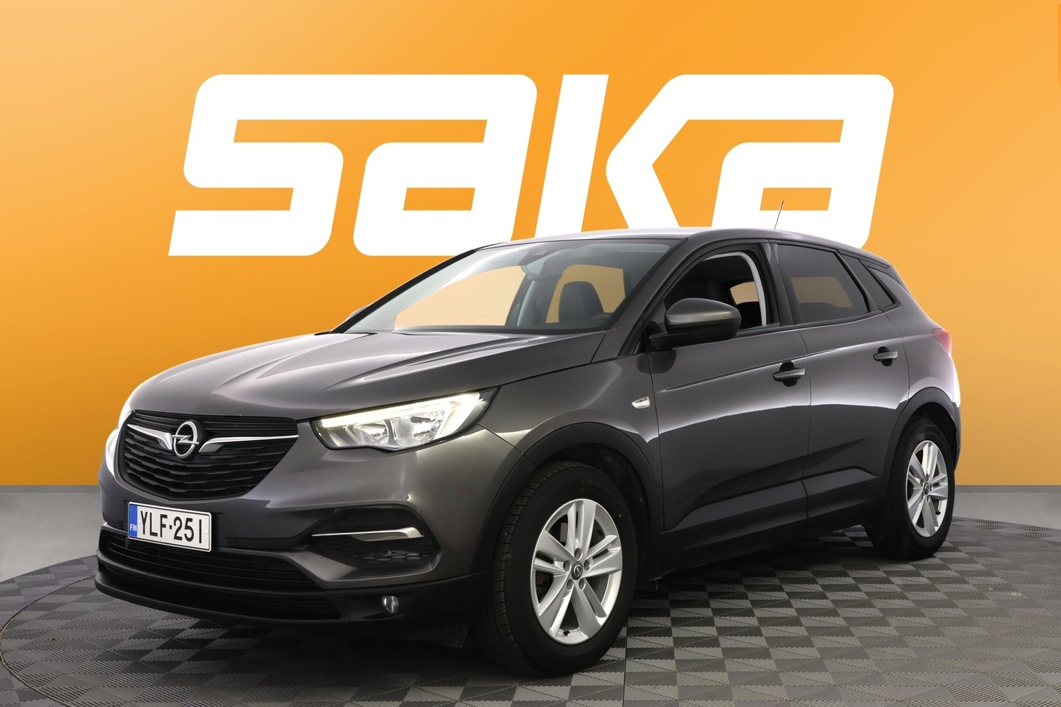 Opel Grandland X vaihtoauto