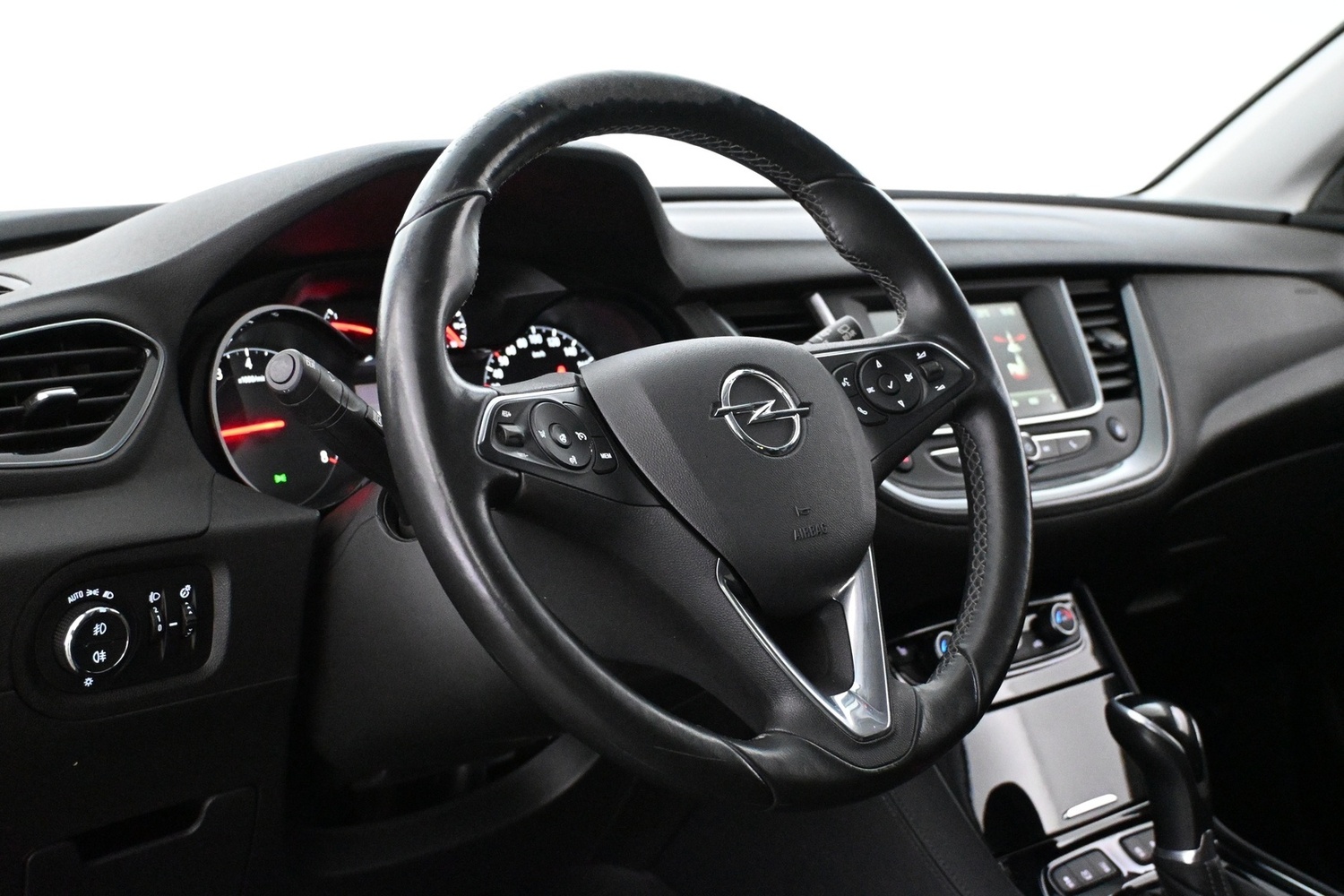 Opel Grandland X vaihtoauto