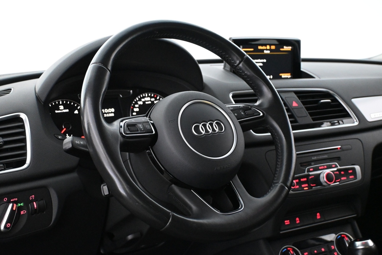 Audi Q3 vaihtoauto