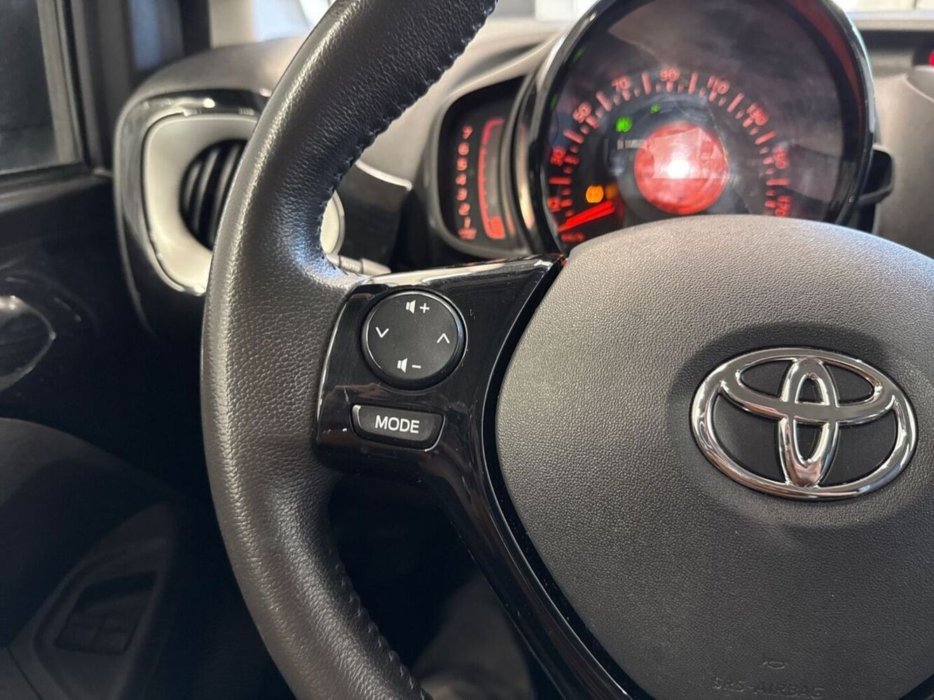 Toyota AYGO vaihtoauto
