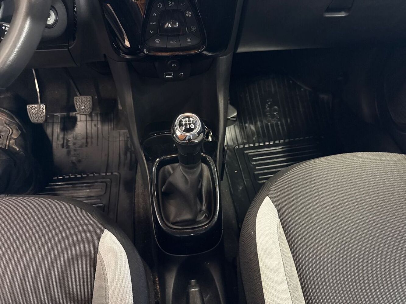 Toyota AYGO vaihtoauto