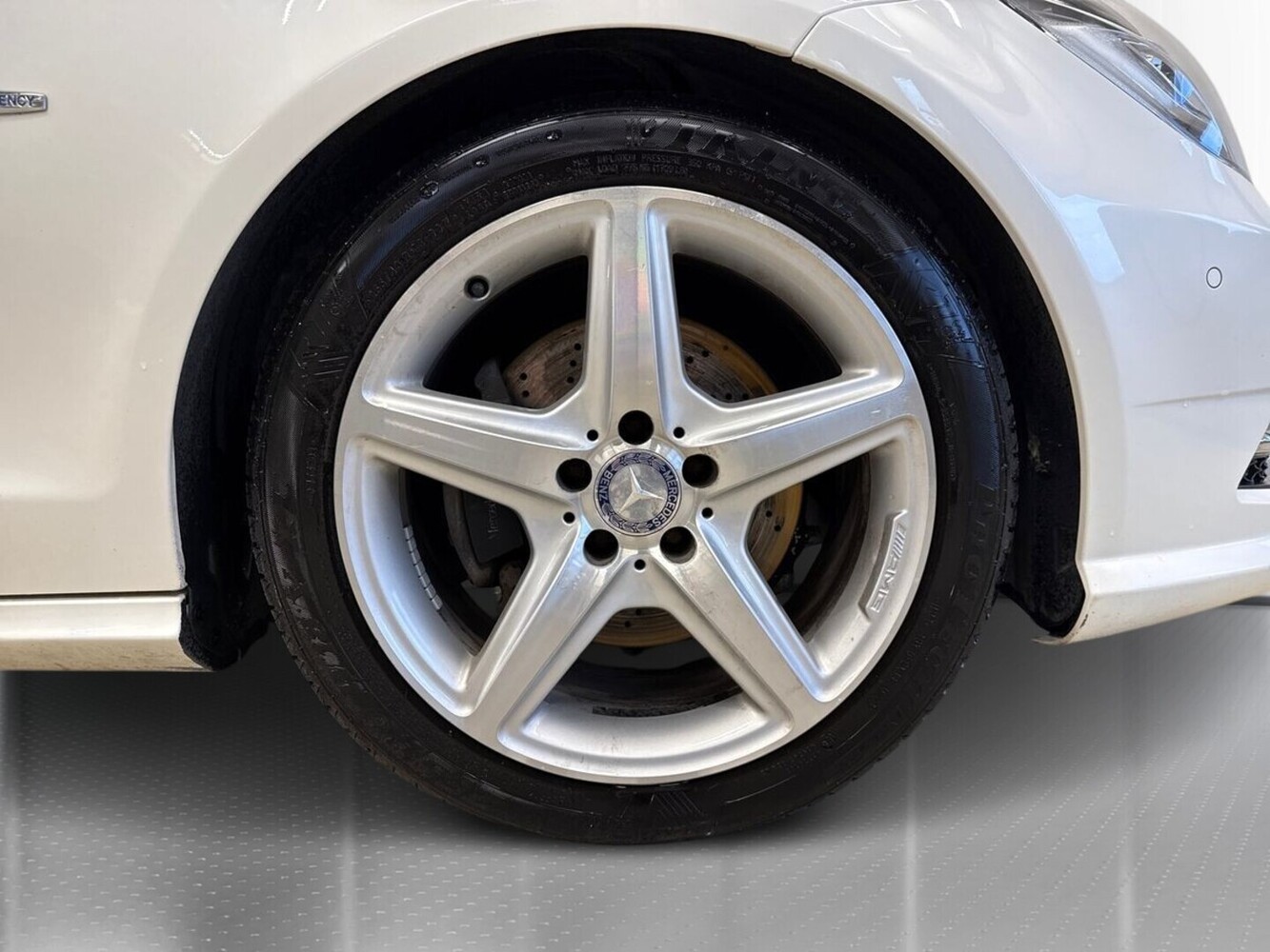 Mercedes-Benz CLS vaihtoauto