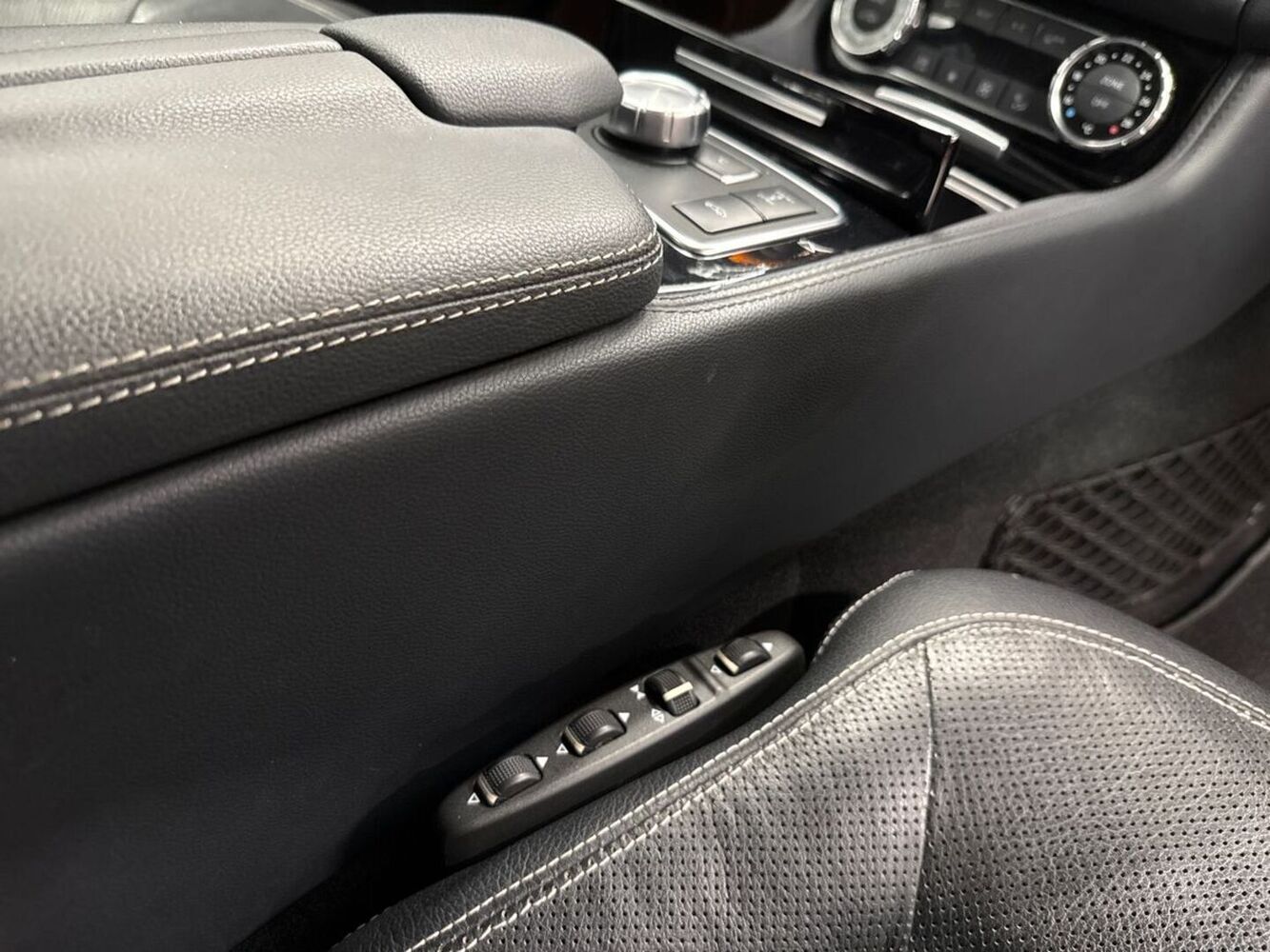 Mercedes-Benz CLS vaihtoauto