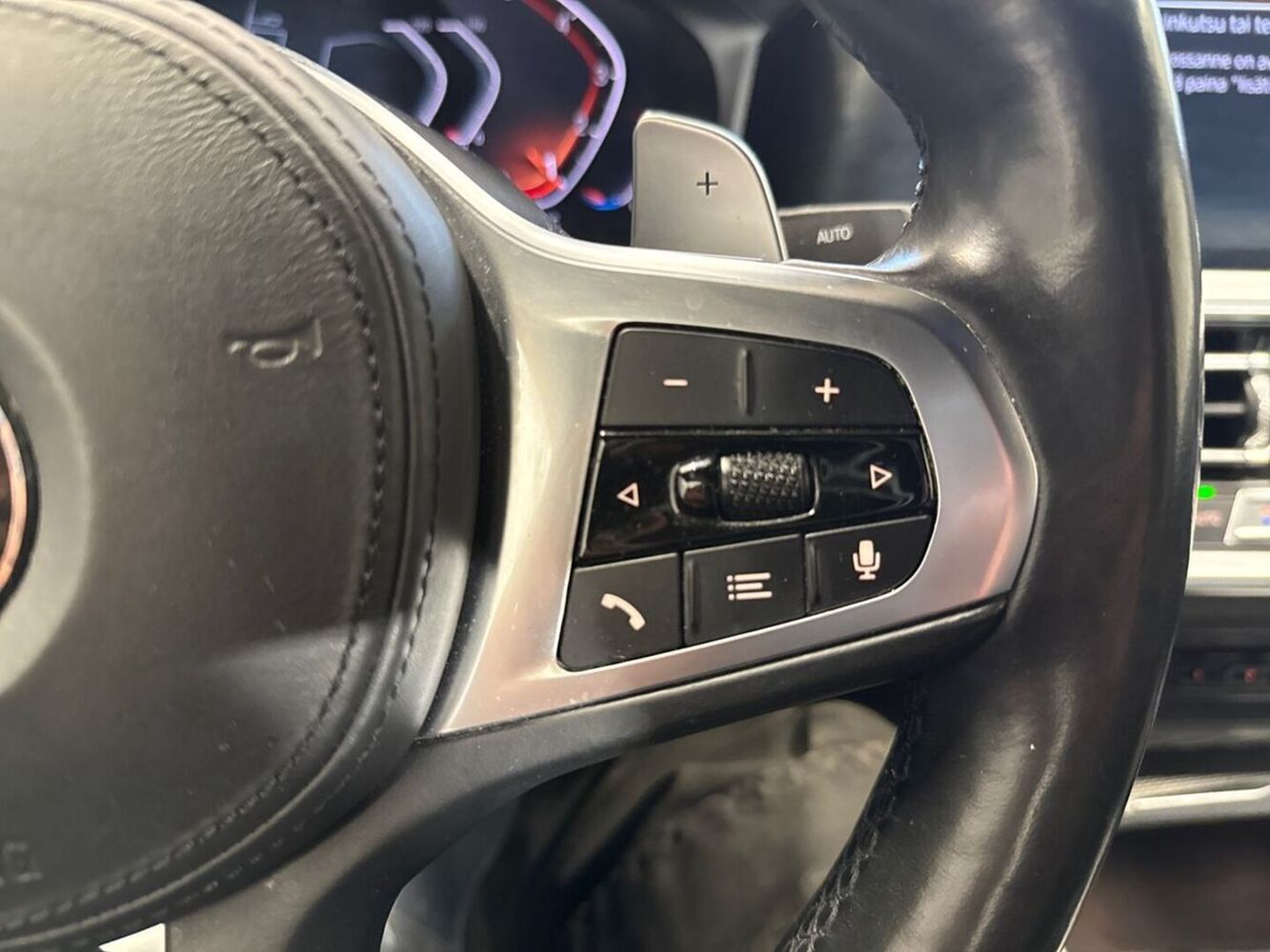 BMW 320 vaihtoauto