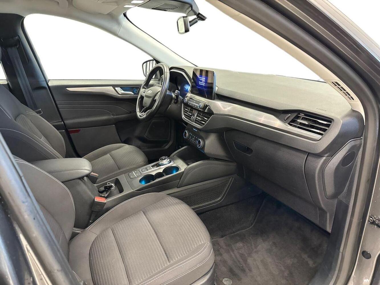 Ford Kuga vaihtoauto